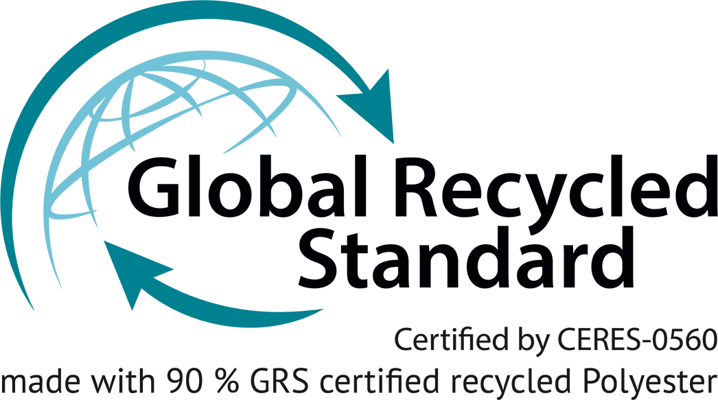 Global Recycled Standard Logo zeigt Recycling-Symbole und Text zur Zertifizierung durch CERES-0560 mit 90 % GRS certified recycled polyester.
